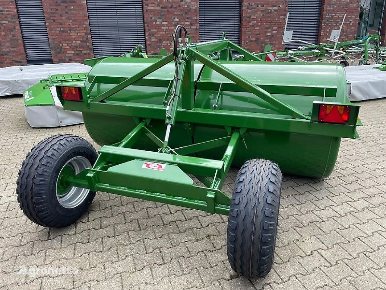 new Jako Wiesenwalze M 275 mit Fahrgestell, NEU field roller