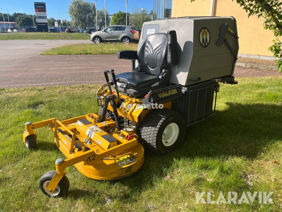 WALKER MD21D-32 lawn tractor