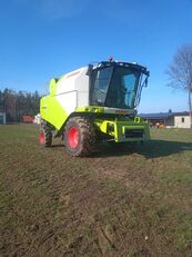 Claas tucano 320 grain harvester