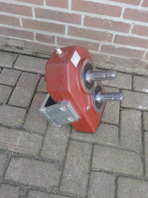 PTO for wheel tractor