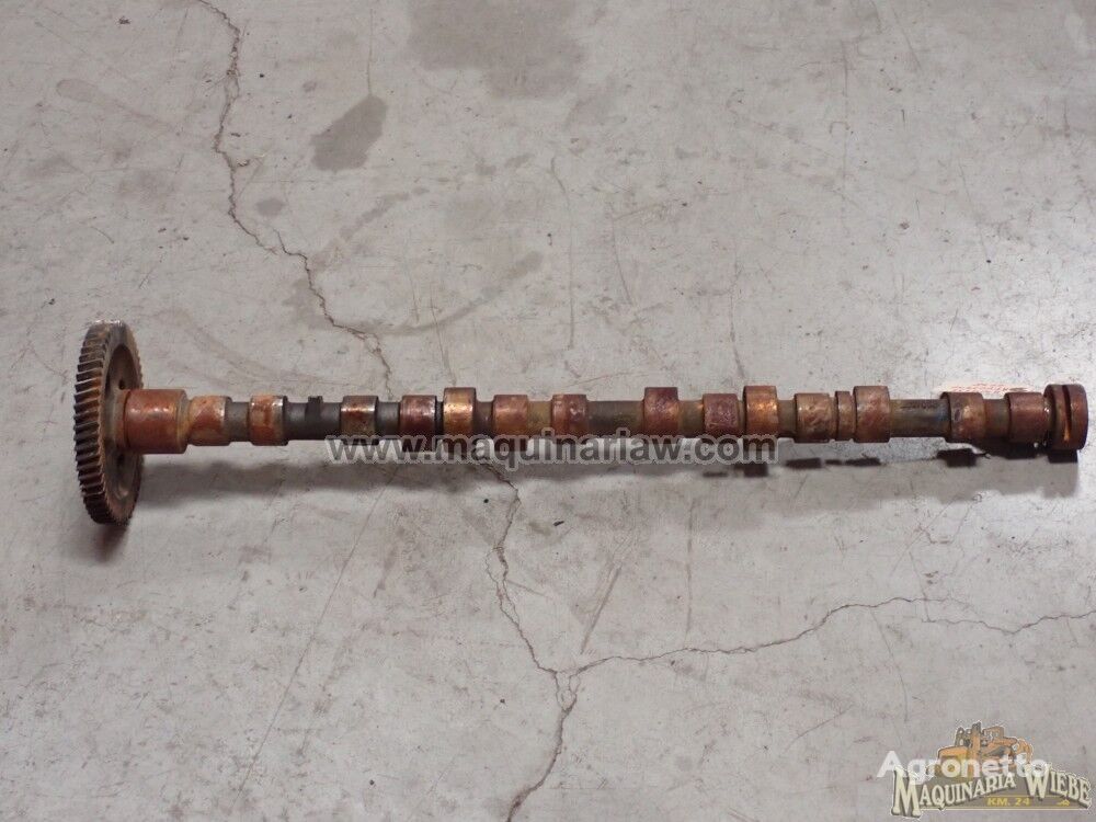 R504535 camshaft for wheel tractor