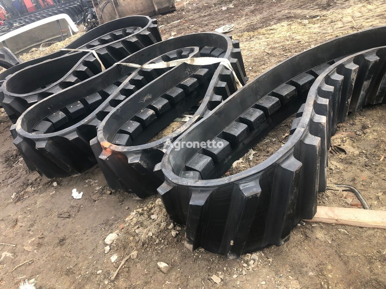 Caterpillar Camoplast 554105D1 rubber track for Challenger 765C wheel tractor