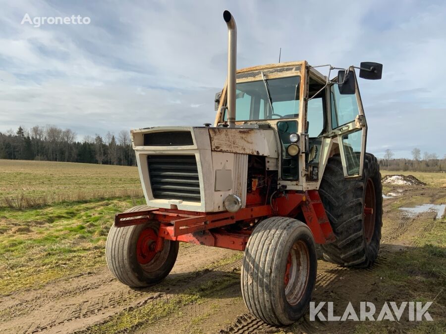 Case IH 1370 wheel tractor
