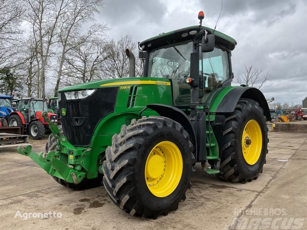 John Deere 7290 R wheel tractor