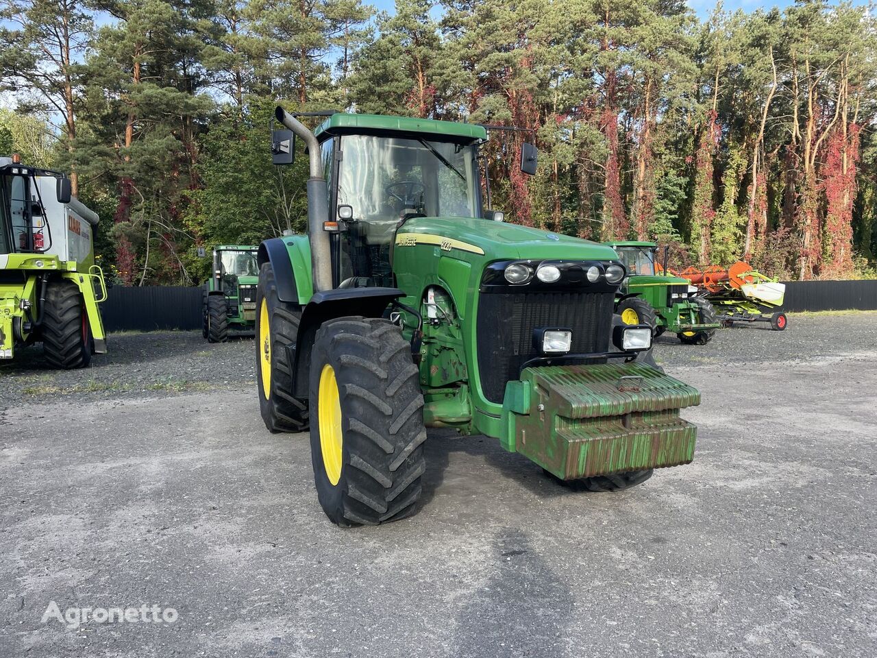 John Deere 8220 wheel tractor