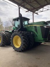 John Deere 9510 R wheel tractor
