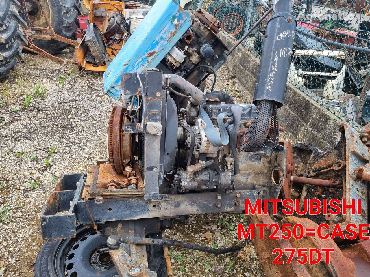 Mitsubishi MT250=CASE 275 PARA PEÇAS  wheel tractor for parts
